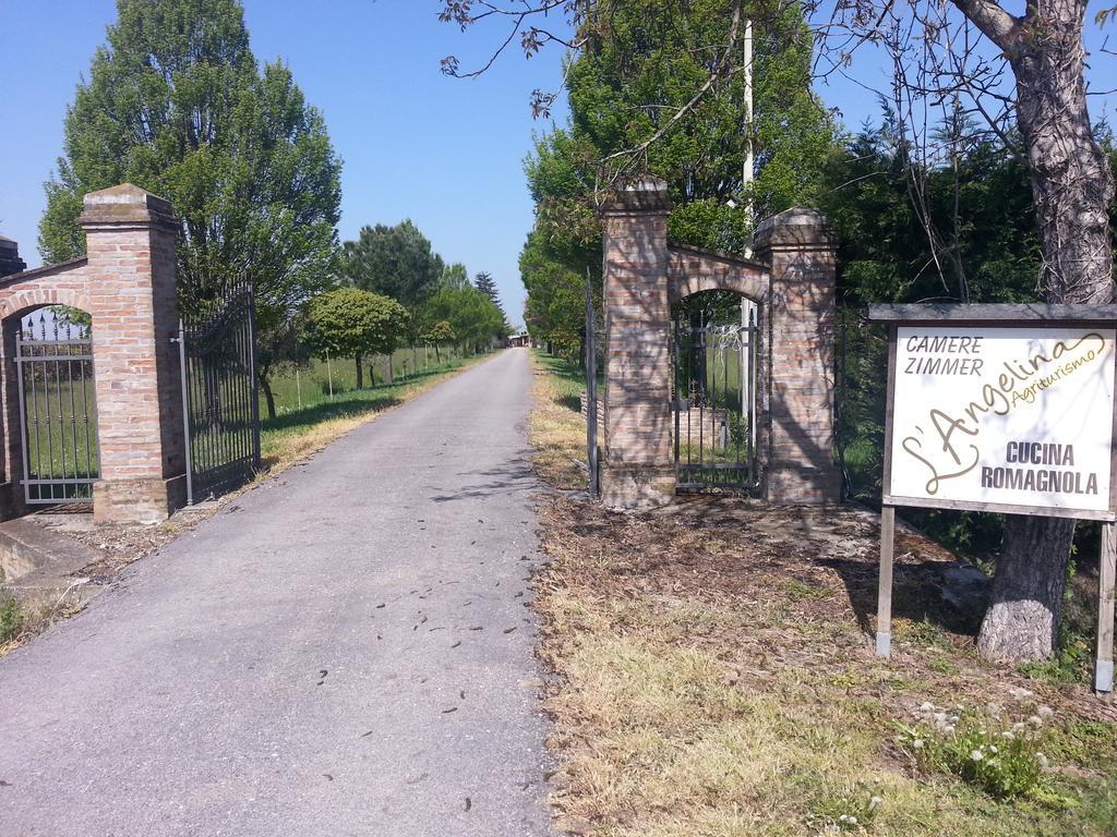 Agriturismo L'Angelina Villa Alfonsine Luaran gambar