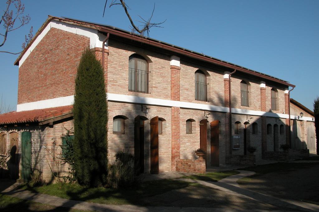 Agriturismo L'Angelina Villa Alfonsine Luaran gambar