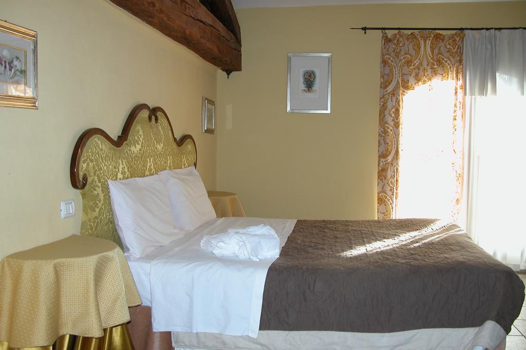 Agriturismo L'Angelina Villa Alfonsine Bilik gambar