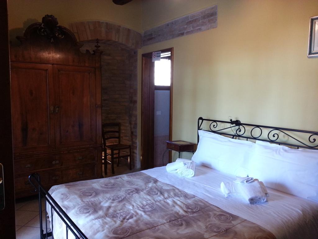 Agriturismo L'Angelina Villa Alfonsine Luaran gambar